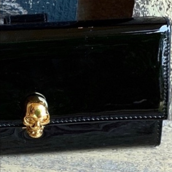 (SOLD) Authentic Alexander McQueen Skull Wallet - Picture 8 of 8
